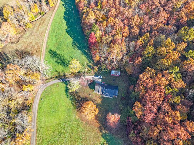 320 Cravens Hollow Road, Liberty, KY 42539