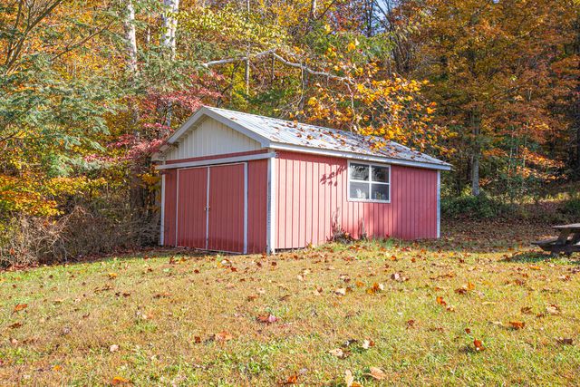 320 Cravens Hollow Road, Liberty, KY 42539