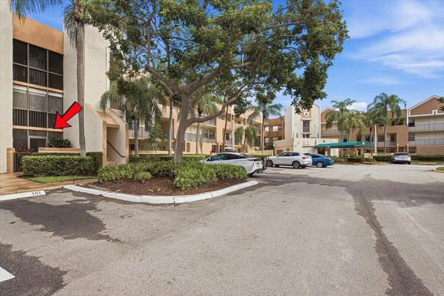 7501 Fairfax Drive, Tamarac, FL 33321