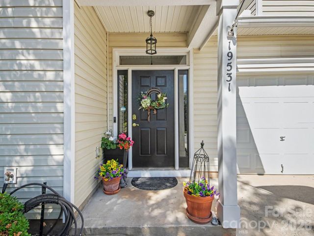 19531 Denae Lynn Drive, Cornelius, NC 28031