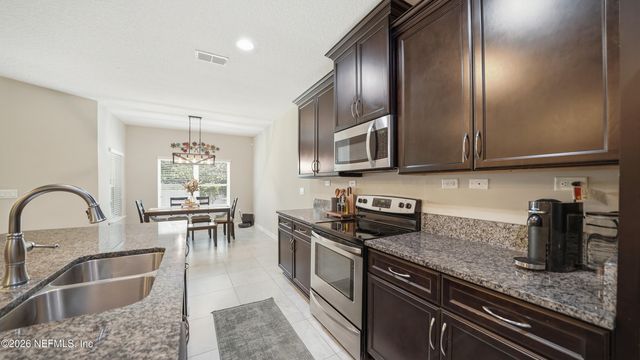 15475 TURKOMAN Circle, Jacksonville, FL 32218