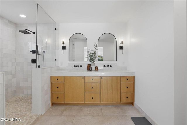 180 E BIRD Lane, Litchfield Park, AZ 85340