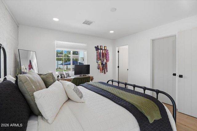 180 E BIRD Lane, Litchfield Park, AZ 85340