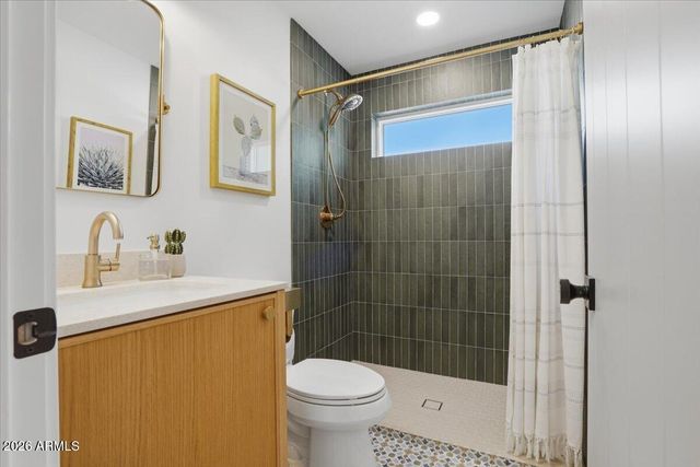 180 E BIRD Lane, Litchfield Park, AZ 85340