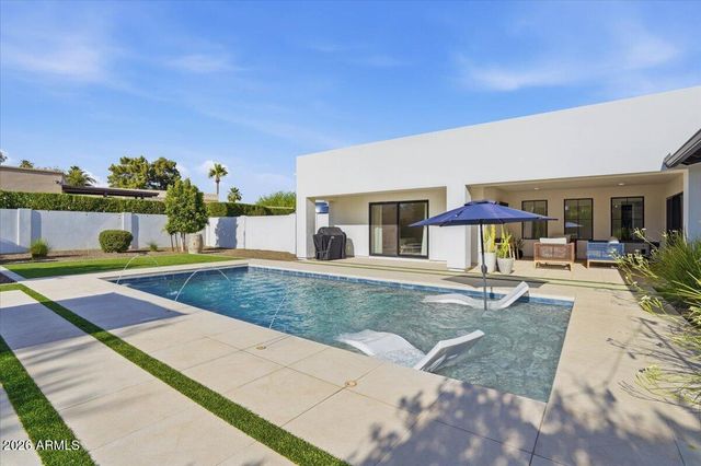 180 E BIRD Lane, Litchfield Park, AZ 85340