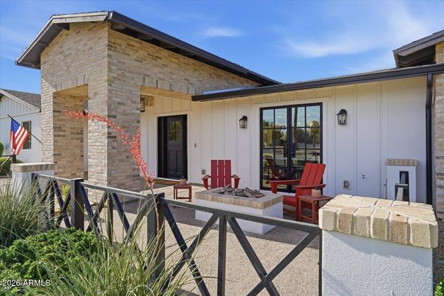 180 E BIRD Lane, Litchfield Park, AZ 85340