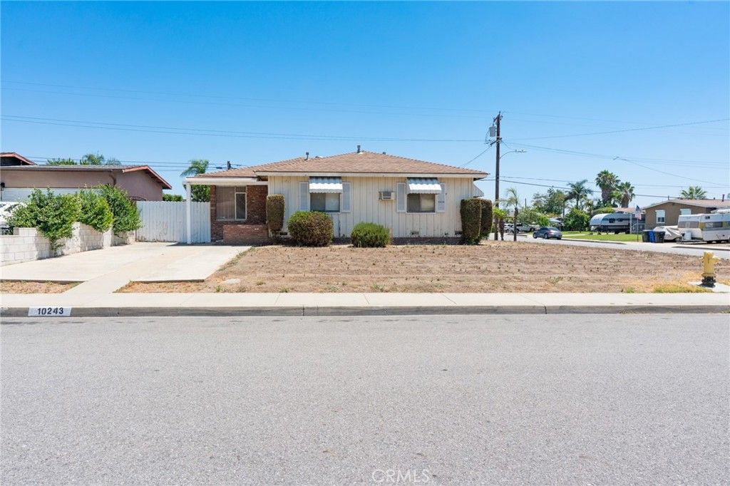 Image 1 of property listing at 10243 Saratoga Avenue, Montclair, CA 91763