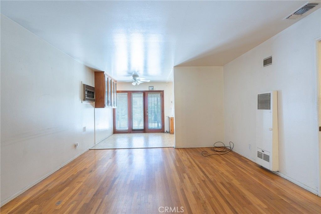 Image 10 of property listing at 10243 Saratoga Avenue, Montclair, CA 91763