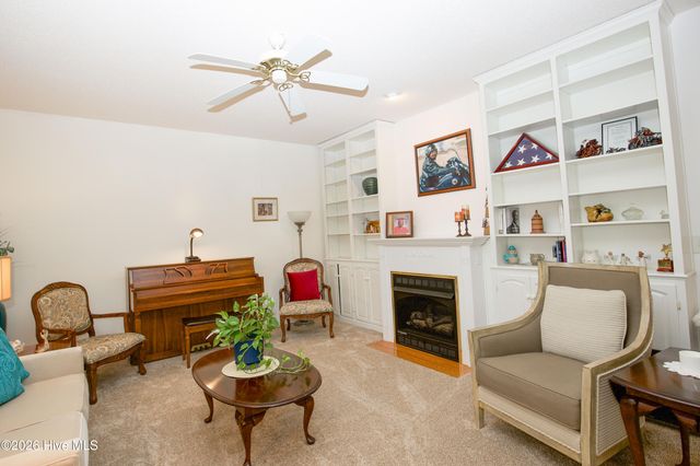 160 Kingswood Circle, Pinehurst, NC 28374