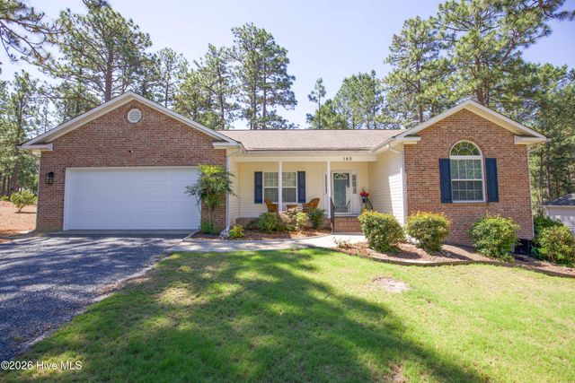 160 Kingswood Circle, Pinehurst, NC 28374