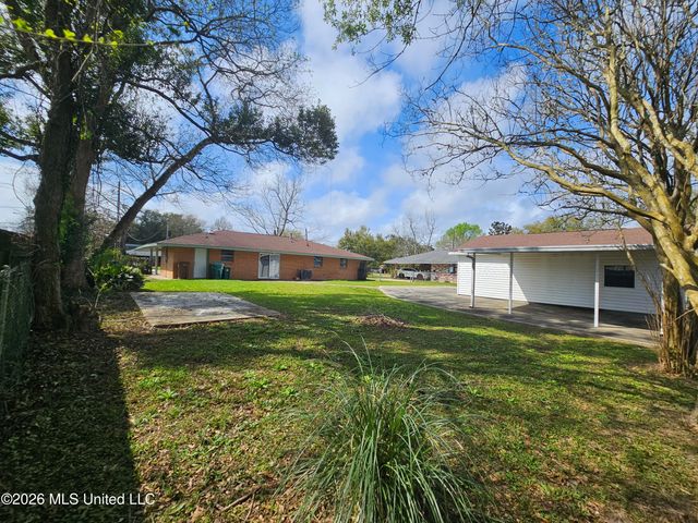 703 S Forest Avenue, Long Beach, MS 39560