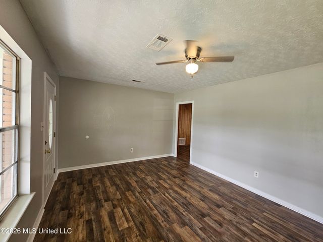 703 S Forest Avenue, Long Beach, MS 39560