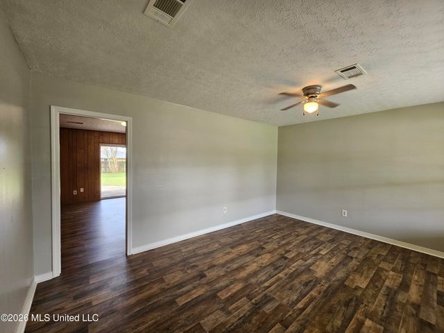 703 S Forest Avenue, Long Beach, MS 39560