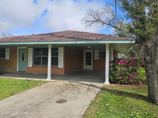 703 S Forest Avenue, Long Beach, MS 39560