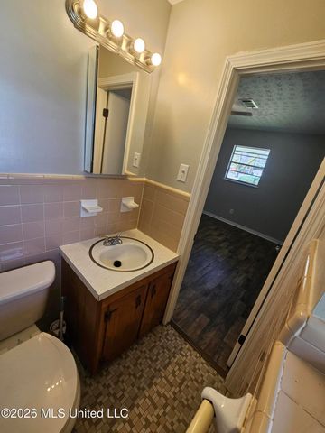 703 S Forest Avenue, Long Beach, MS 39560