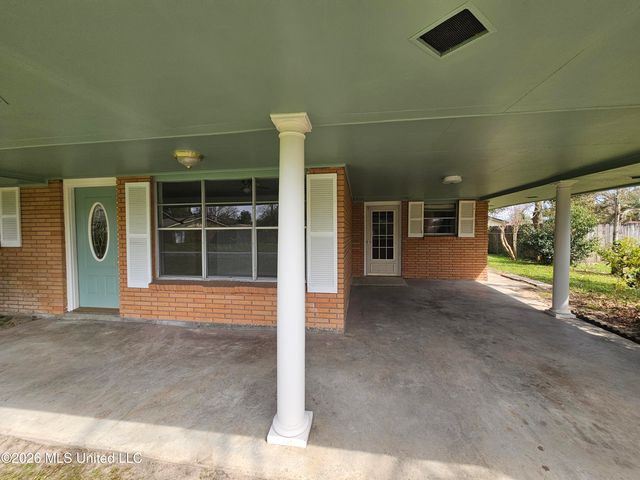 703 S Forest Avenue, Long Beach, MS 39560