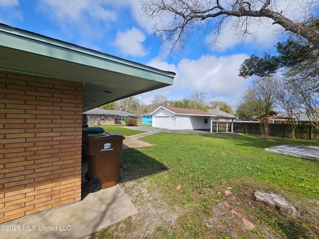 703 S Forest Avenue, Long Beach, MS 39560