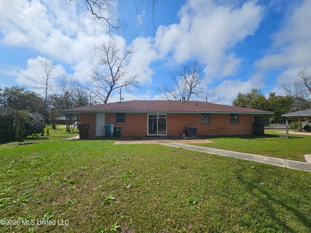 703 S Forest Avenue, Long Beach, MS 39560