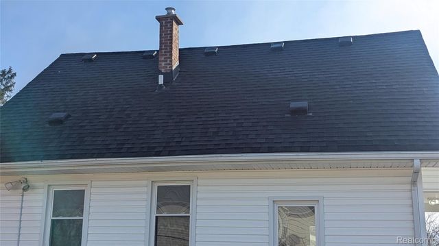 67 Wall Street, Pontiac, MI 48342