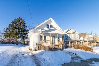 67 Wall Street, Pontiac, MI 48342