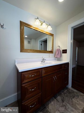239 WASHINGTON AVENUE, Ephrata, PA 17522