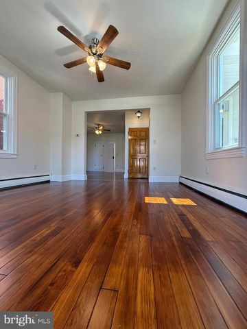 239 WASHINGTON AVENUE, Ephrata, PA 17522