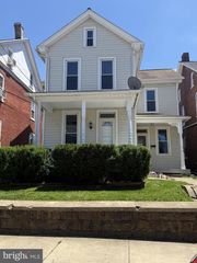 239 WASHINGTON AVENUE, Ephrata, PA 17522