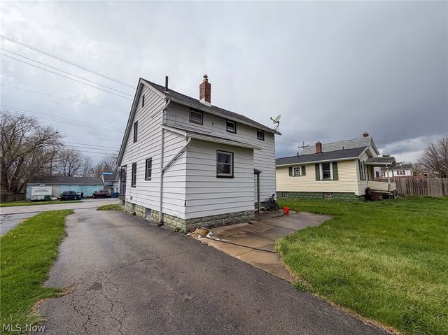 603 Belmont Avenue, Niles, OH 44446