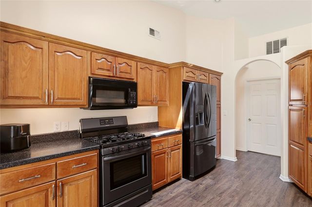4 BEACHSIDE DR, Palm Coast, FL 32137