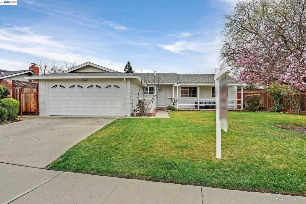 Image 2 of property listing at 4034 4034 Francisco St, Pleasanton, CA 94566
