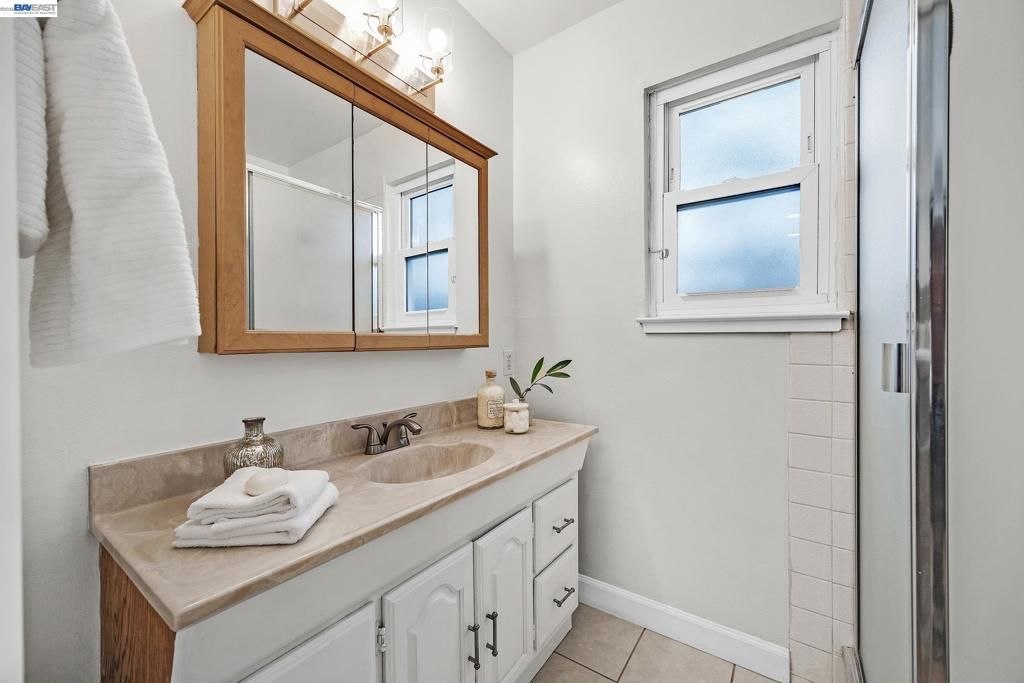 Image 20 of property listing at 4034 4034 Francisco St, Pleasanton, CA 94566