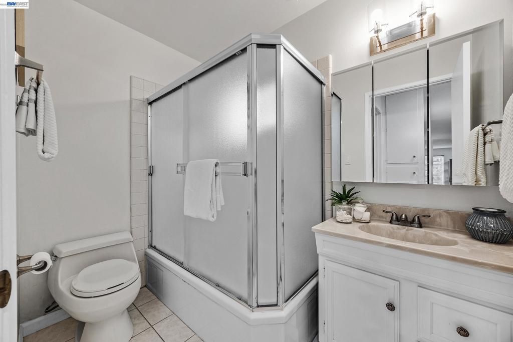 Image 23 of property listing at 4034 4034 Francisco St, Pleasanton, CA 94566