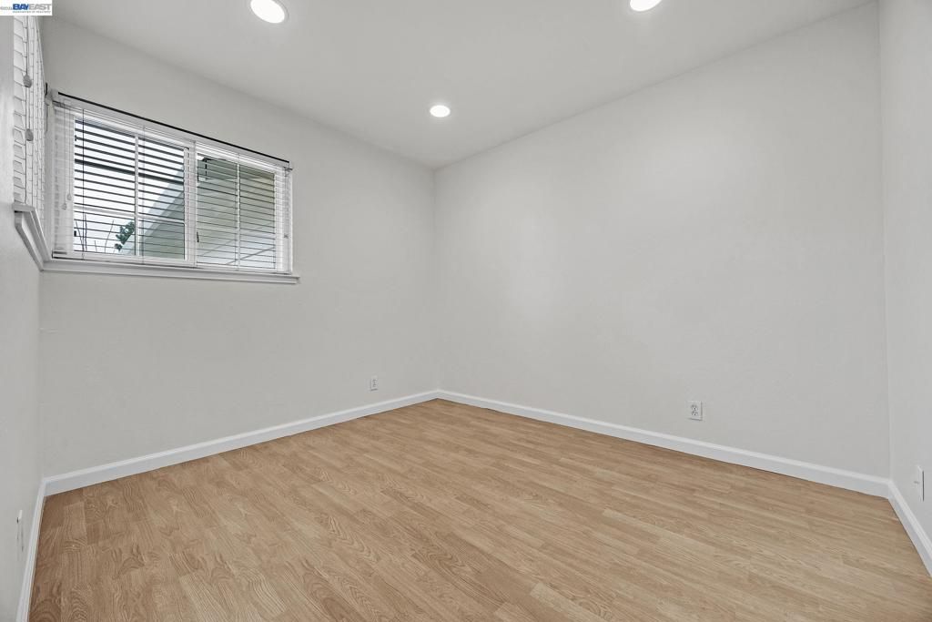 Image 24 of property listing at 4034 4034 Francisco St, Pleasanton, CA 94566