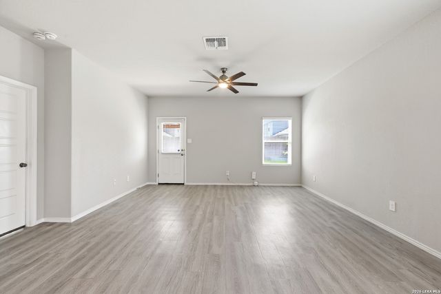 7334 Capricorn Way, Converse, TX 78109