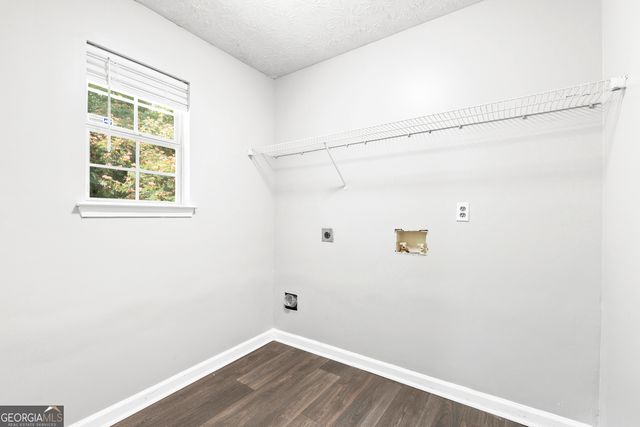 7467 Petunia Drive, Riverdale, GA 30296