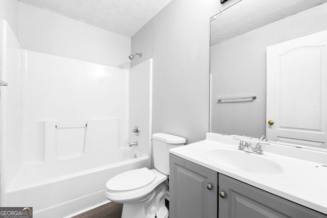 7467 Petunia Drive, Riverdale, GA 30296