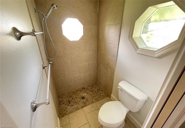 919 SE 21st LN, Cape Coral, FL 33990