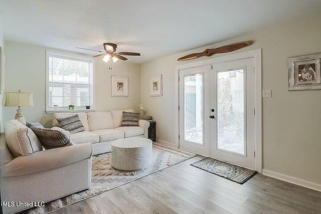 2501 Gulf Avenue, 12, Gulfport, MS 39501