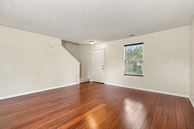 8003 Beardsley Avenue, Blacklick, OH 43004
