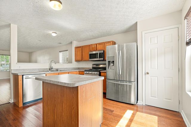8003 Beardsley Avenue, Blacklick, OH 43004