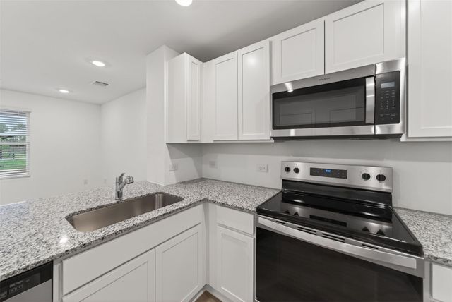 12227 Shield Crest Ct, Willis, TX 77378