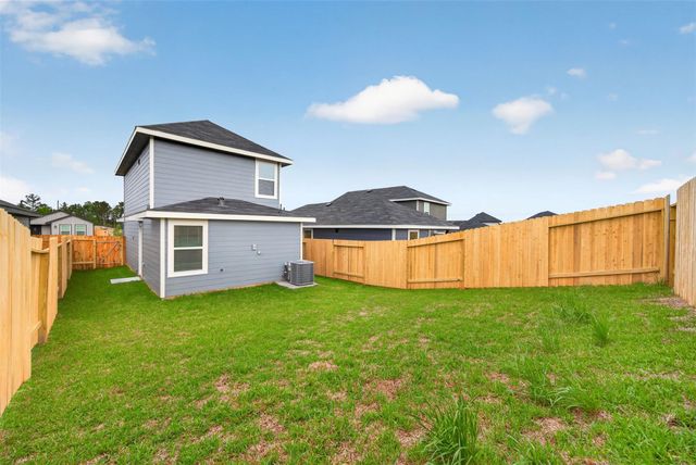 12227 Shield Crest Ct, Willis, TX 77378