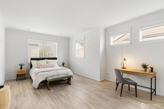 24015 221st Lane SE, Maple Valley, WA 98038