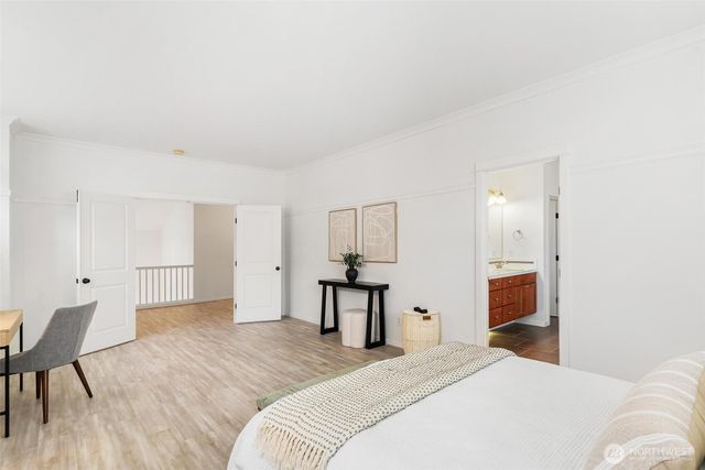 24015 221st Lane SE, Maple Valley, WA 98038