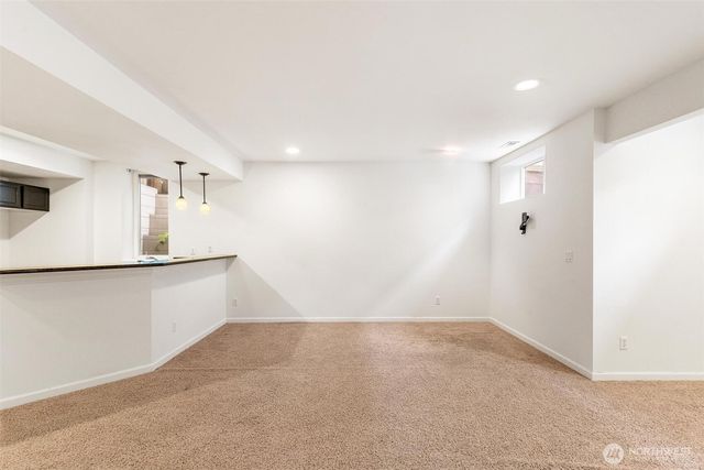 24015 221st Lane SE, Maple Valley, WA 98038