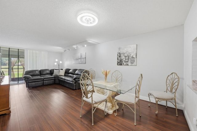3231 Holiday Springs Boulevard 110, Margate, FL 33063