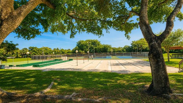 3231 Holiday Springs Boulevard 110, Margate, FL 33063