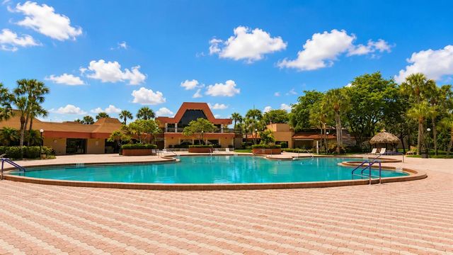 3231 Holiday Springs Boulevard 110, Margate, FL 33063
