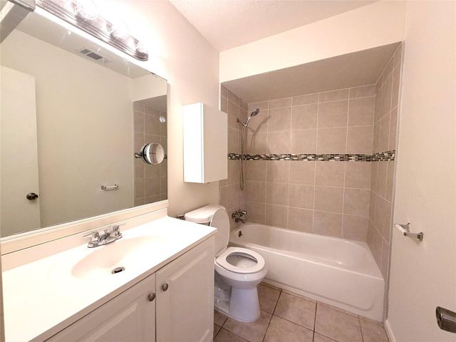 9706 Crestdale Circle, Houston, TX 77080