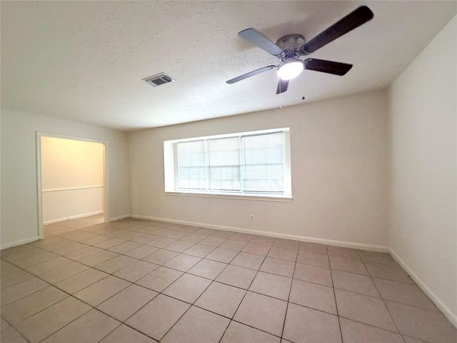 9706 Crestdale Circle, Houston, TX 77080